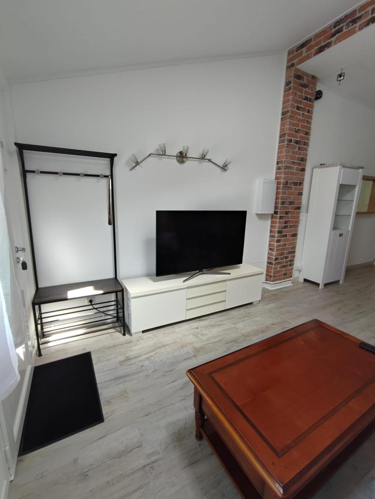 Appartement T2 48 M2 Independant Parking Public Gratuit A Proximite 贝济耶 外观 照片